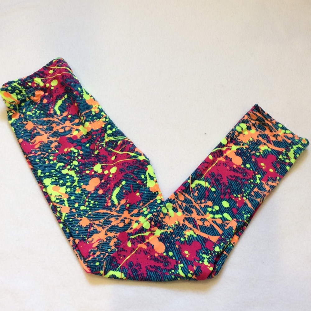 Neon paint splatter leggings